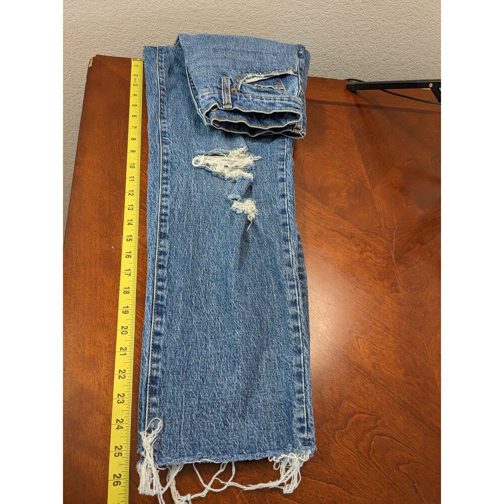 Universal Thread Straight Leg Jeans 2/26R Light Wash Distressed High Rise Ripped - Picture 8 of 10